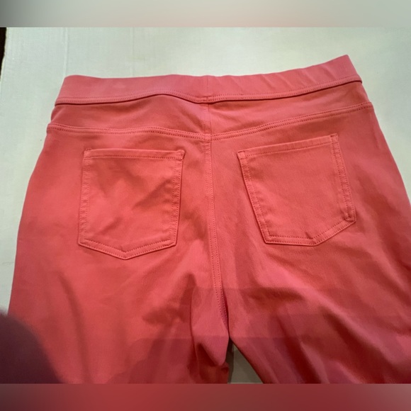 TIME AND TRU PULL ON SALMON COLORED SIZE XL (16-18) PANTS SOFT JEAN-LIKE FABRIC - Picture 4 of 14